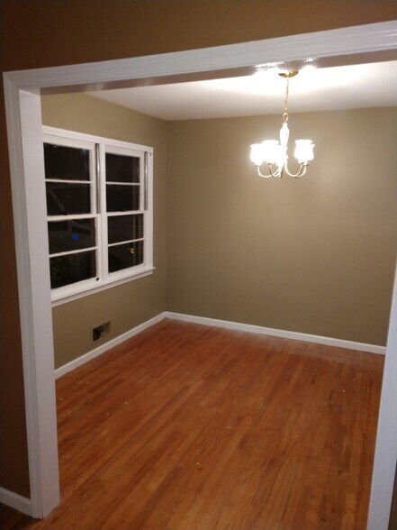 Building Photo - 168 Ruby Dr