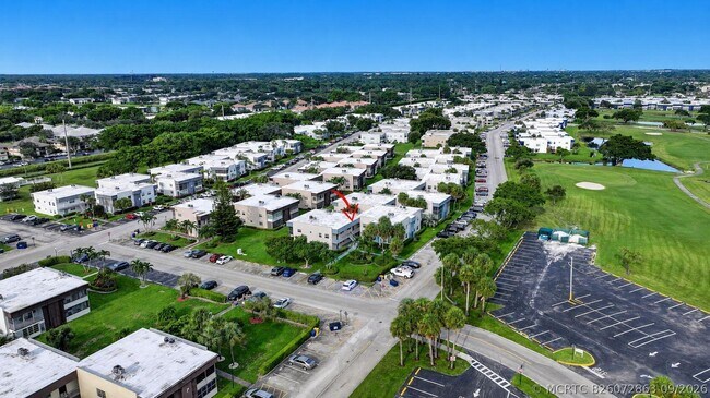 Building Photo - 770 Normandy Trail