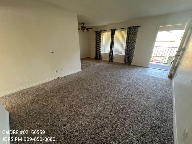 Building Photo - La Habra 1 Bedroom Condo