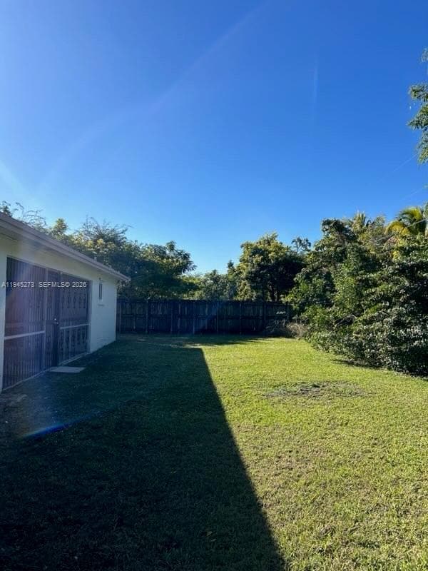 Building Photo - 17330 SW 109th Ave