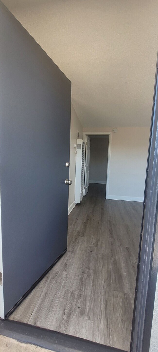 Floorplan - Courtyard Apartments - OBTBD