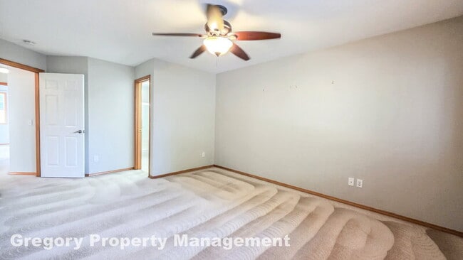 Building Photo - 821 180th St SW