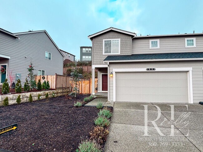 Building Photo - Charming 3-Bedroom, 2.5-Bath Home with Mod...