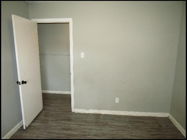 Building Photo - 1020 Towering Oaks Dr