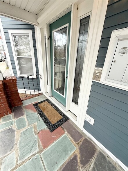 Building Photo - 18 Salina Rd