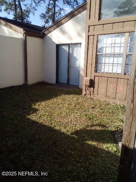 Building Photo - 10703 Alden Rd