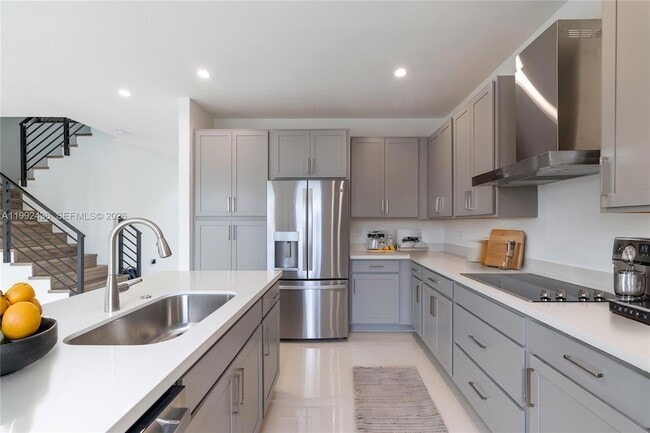 Building Photo - 1841 SW 145th Ave