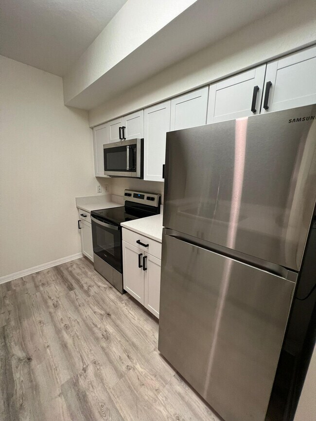 Building Photo - 4690 Saint Croix Ln