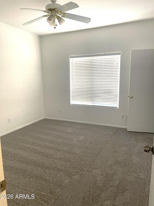 Building Photo - 30332 N Desert Willow Blvd