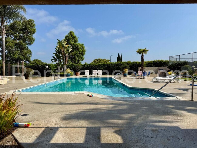 Building Photo - 1230 Granada Way