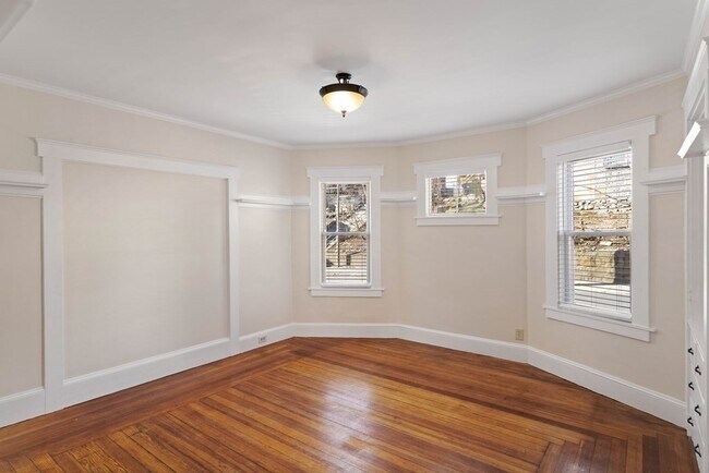 Building Photo - 51 Alpha Rd