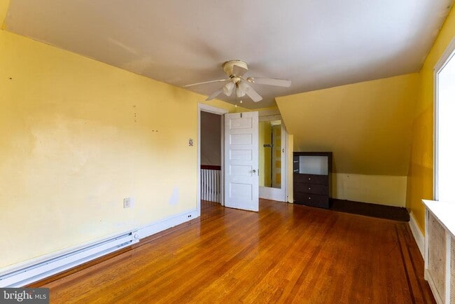 Building Photo - 2216 Georges Ln