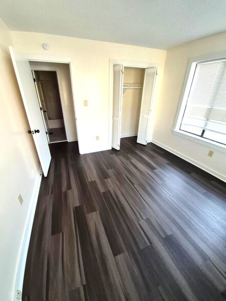 Building Photo - 217 Bridgewater Dr