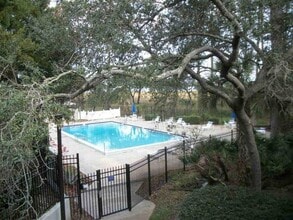 Building Photo - 22 Veronese Ct