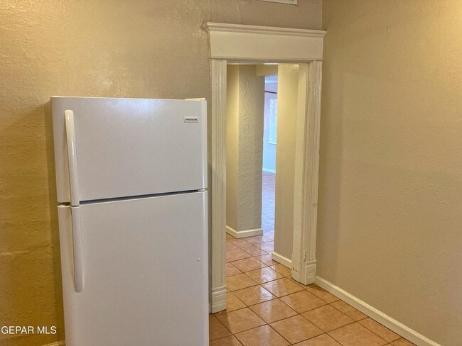 Building Photo - 1308 Montana Ave