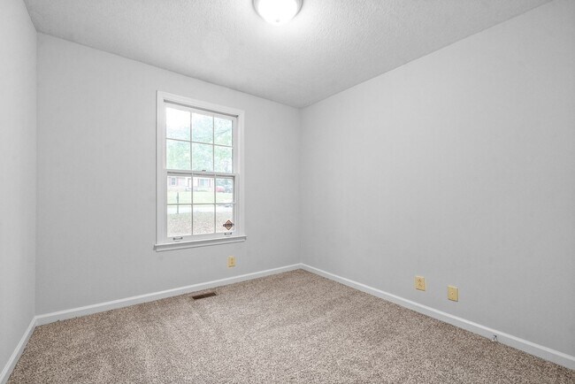 Building Photo - 510 Aspen Dr