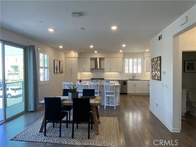 Building Photo - 129 Cadence