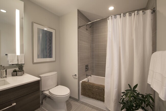 Building Photo - 30 Dalton St