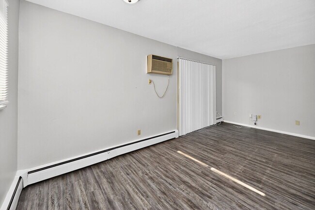 Building Photo - 3505 Telford St