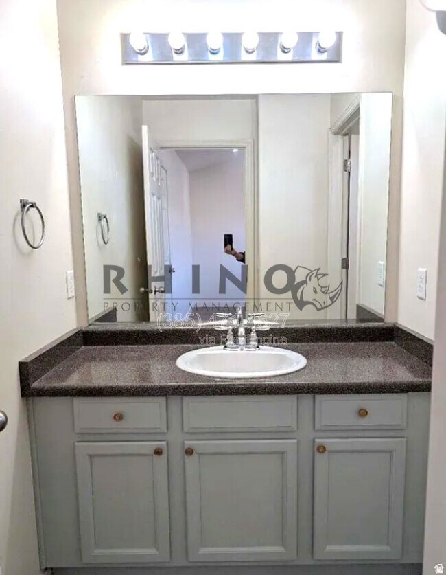 Building Photo - 2124 W 2180 N