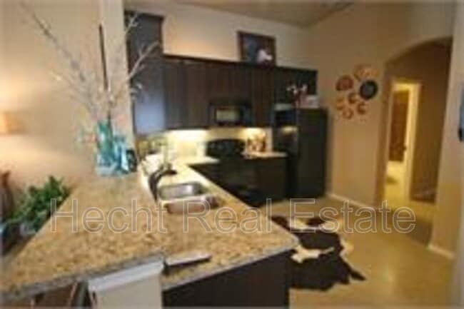 Building Photo - 180 Joanne Cv