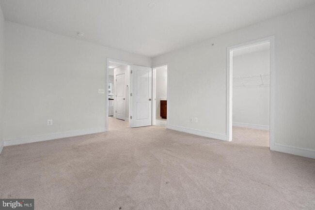 Building Photo - 14589 Lakestone Dr
