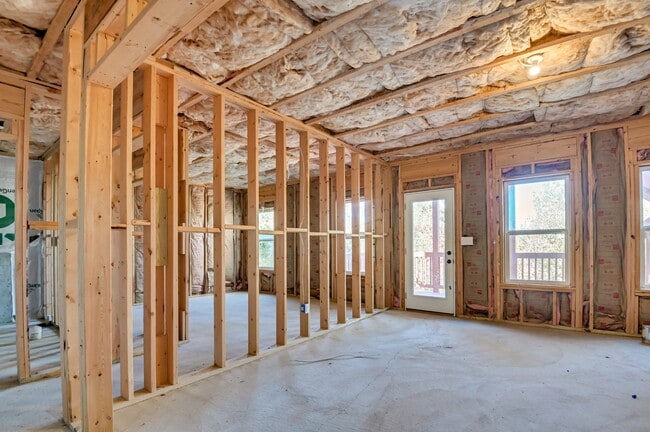 Building Photo - 848 Tyler Woods Dr