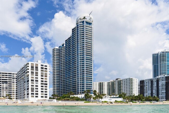 Building Photo - 3101 S Ocean Dr