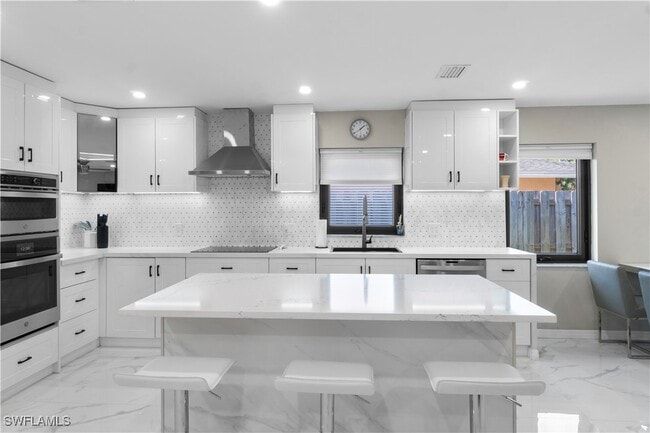 Building Photo - 659 108th Ave N