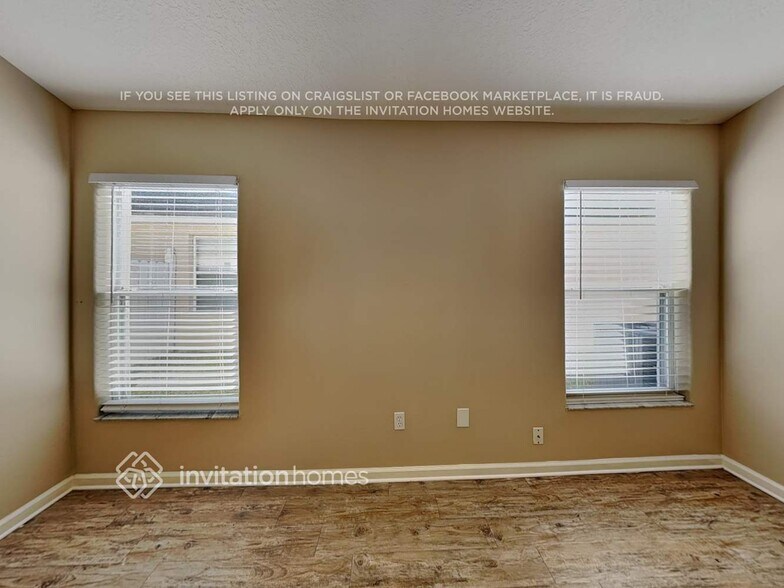 Building Photo - 2825 Falcon Crest Pl