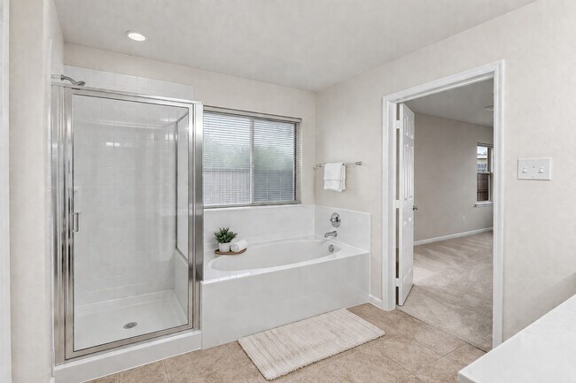 Building Photo - 3522 Brackenfern Rd