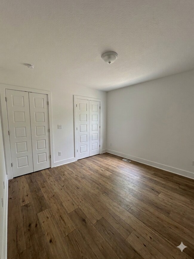 Building Photo - 1332 Paden Dr