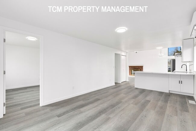 Building Photo - 35426 18th Ave SW