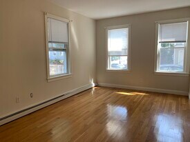 Building Photo - 45 Union St