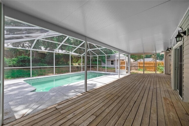 Building Photo - 1628 SE 29th Terrace