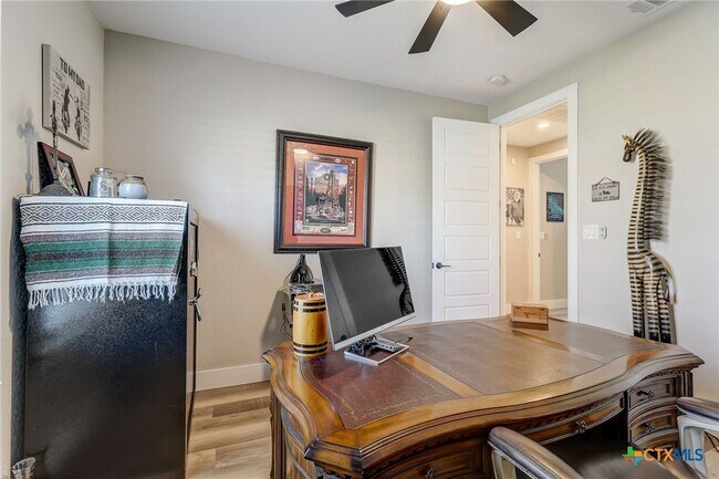 Building Photo - 281 Cibolo Way