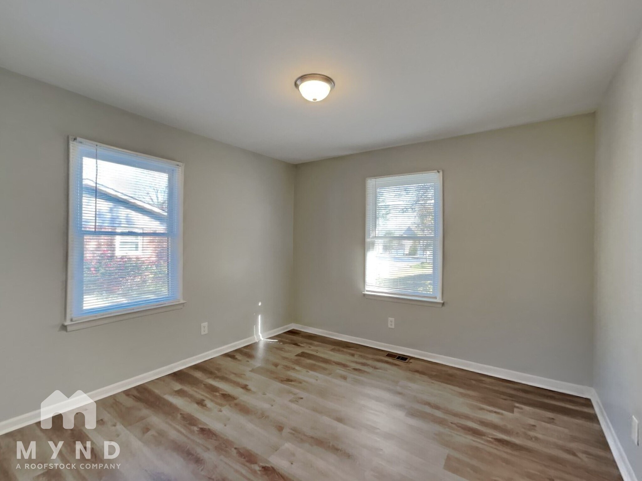 Building Photo - 5720 Raynor Rd