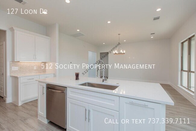 Building Photo - 127 Loon Dr
