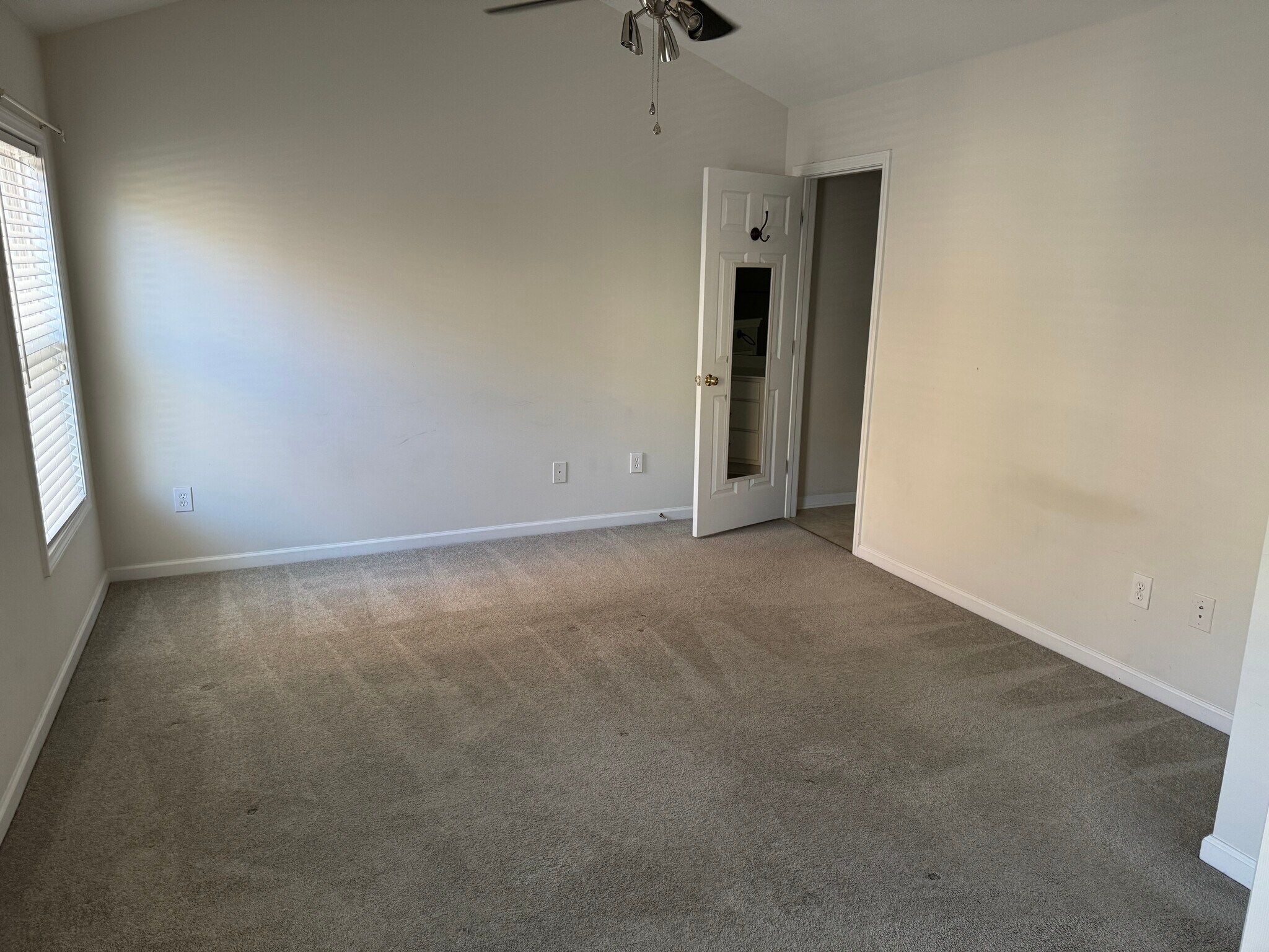 Second Bedroom - 1833 Willow Branch Ln