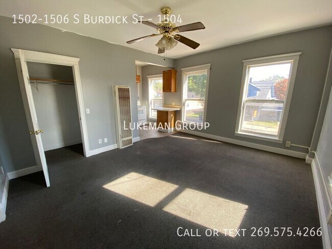 Building Photo - 1502-1506 S Burdick St-1504