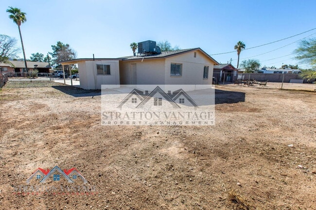 Building Photo - 14034 W Noble Cir