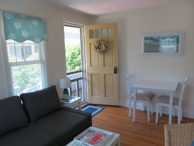 Building Photo - 223 Purgatory Rd