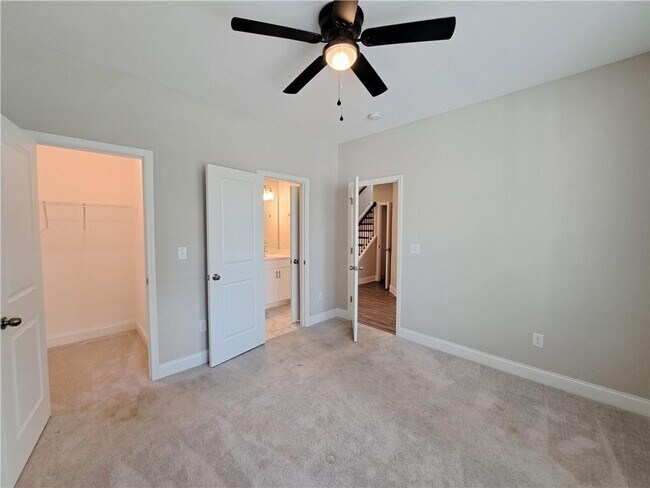 Building Photo - 637 Stan Hope Ln