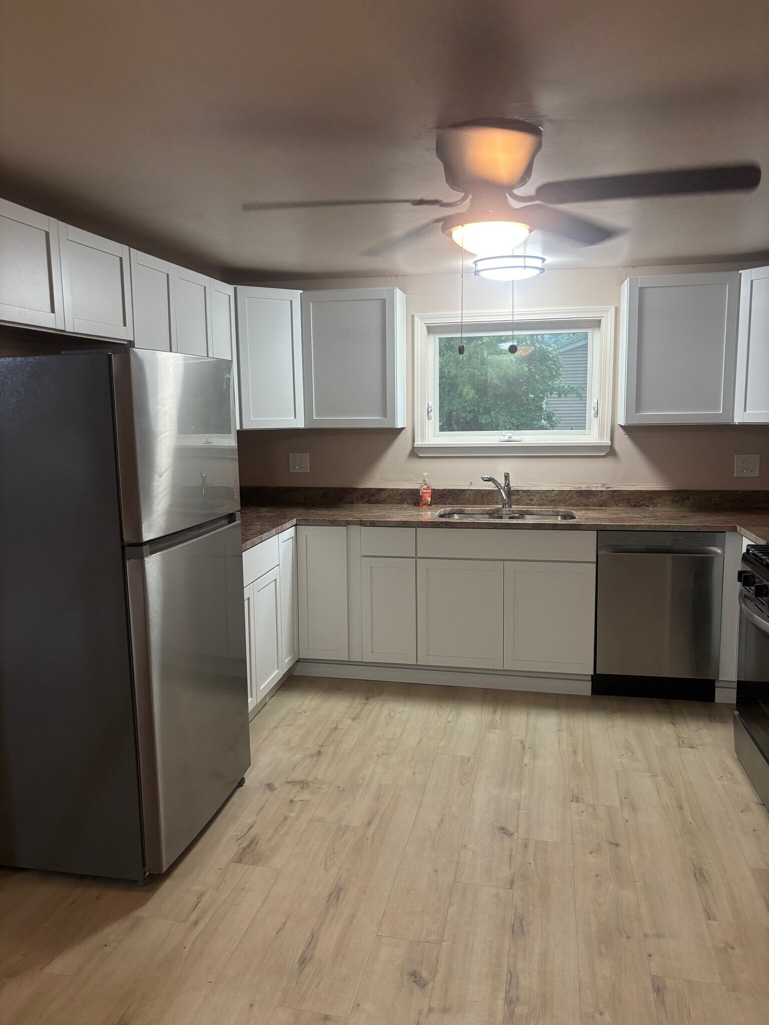 Building Photo - 4008 Cardinal Ln