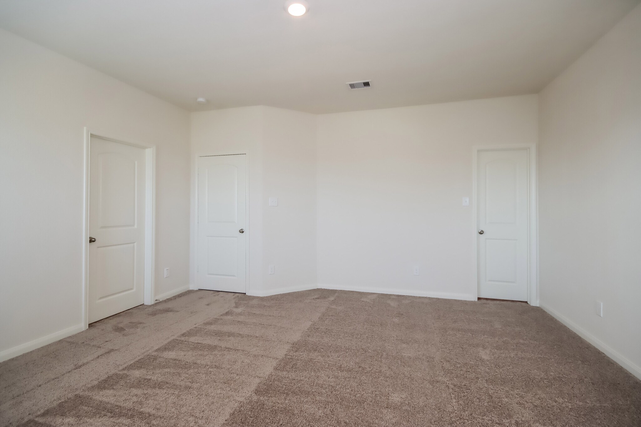 Building Photo - 8414 Bermuda Blue Rd