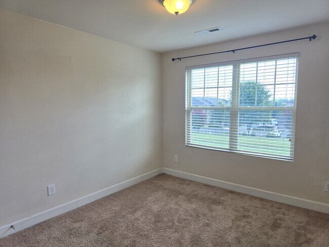 Building Photo - 4014 Canterwood Dr
