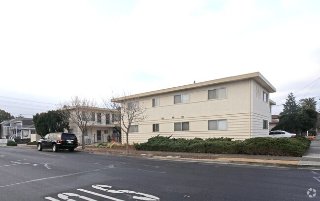 Building Photo - 1360 Jefferson St