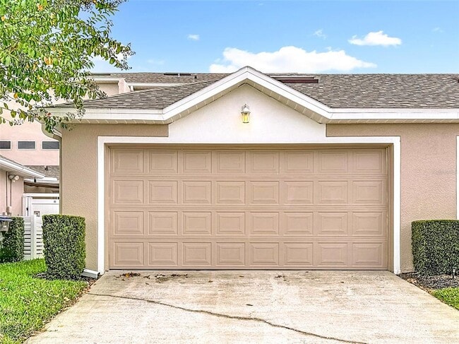 Building Photo - 14746 Clarkson Dr