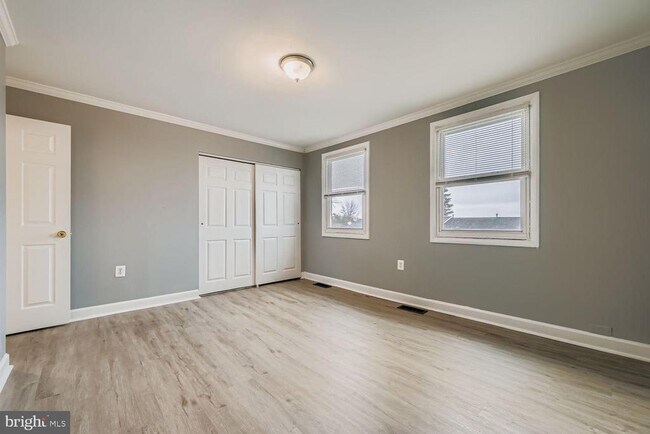 Building Photo - 2610 Hallam Ct