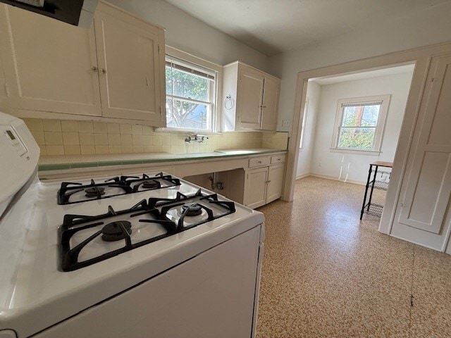 Building Photo - 1710 Bolsover St